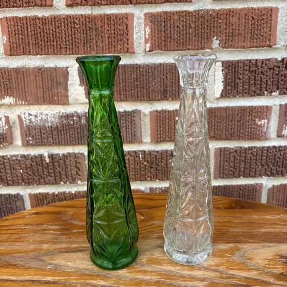 Anchor Hocking Other - Vintage MCM Anchor Hocking Forest Green and Clear Starburst Pattern Bud Vases